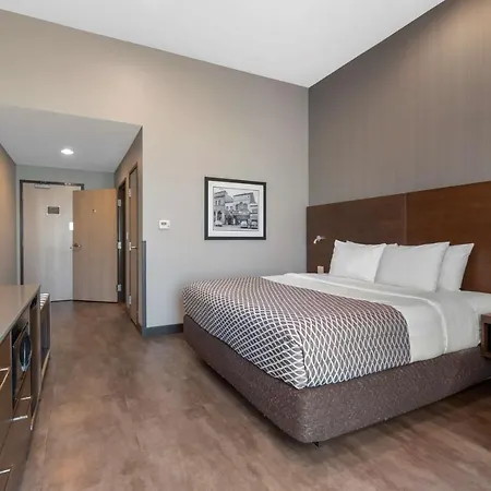 Best Western Plus East Side Saskatoon Exterior photo