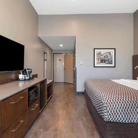 Best Western Plus East Side Saskatoon Exterior photo