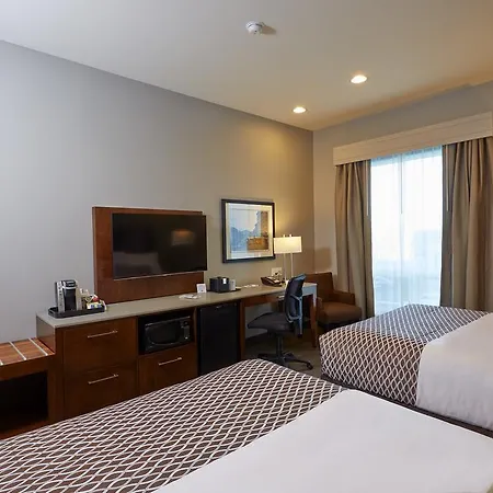 Best Western Plus East Side Saskatoon Room photo