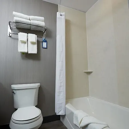 Best Western Plus East Side Saskatoon Room photo
