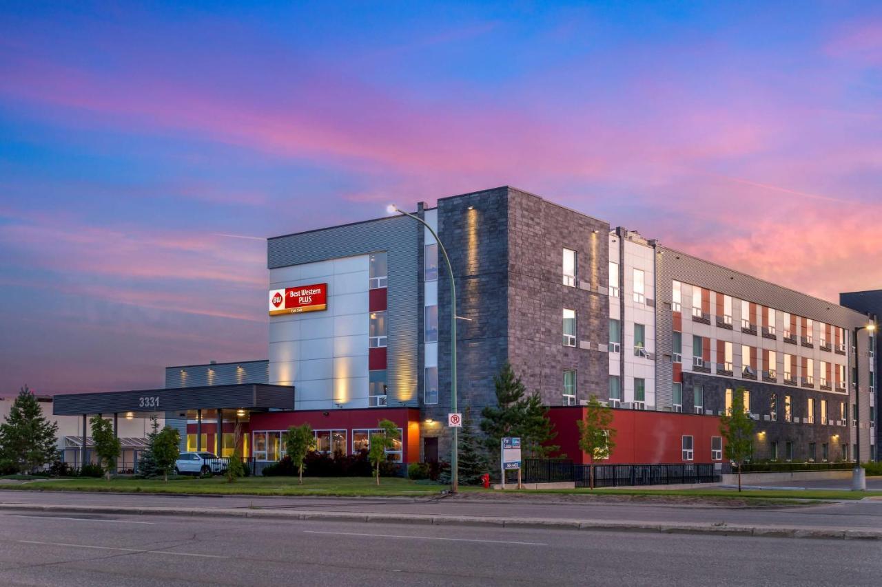 Western East Side Hotel 3*